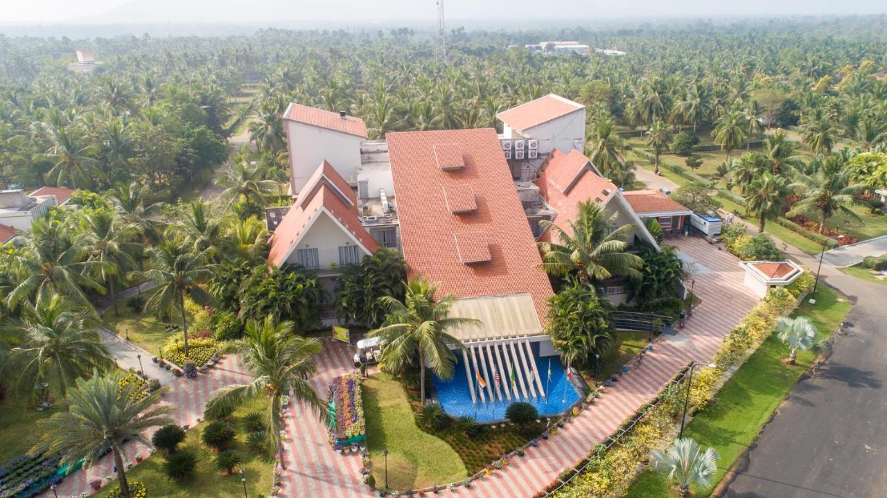 Sunray Village Resort Bhogāpuram Екстериор снимка